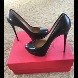 Valentino Garavani Platform Pumps
